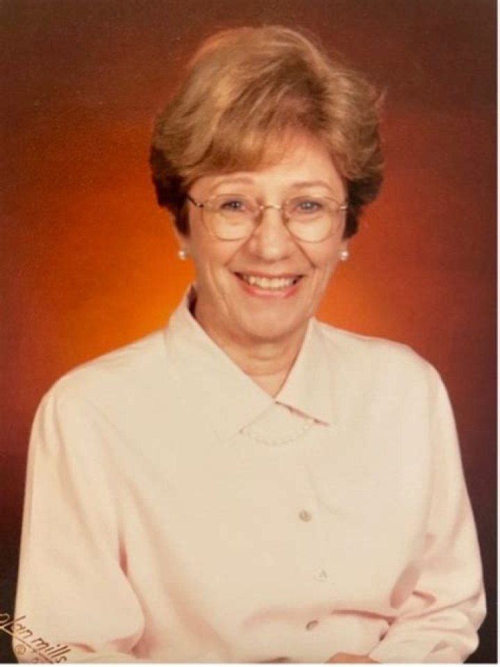 Obituary Of Cherished Resident Marilyn Weixel Shakes Community